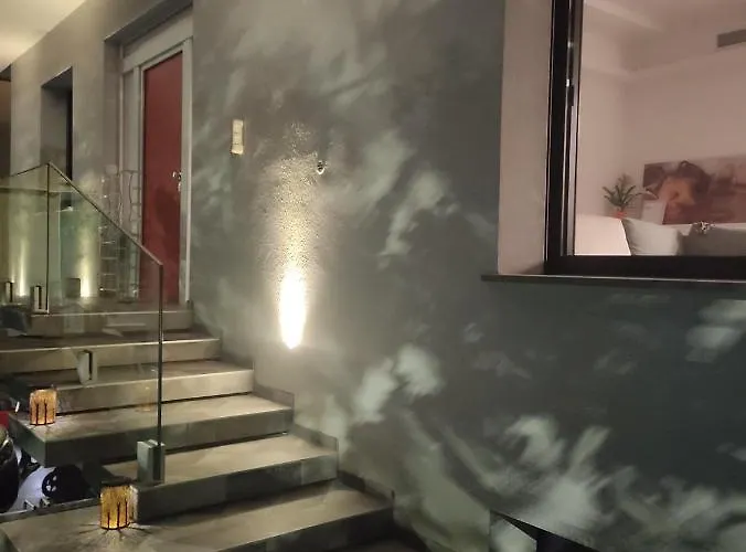 Con Ampio Terrazzo Attrezzato Anche Con Angolo Cottura Spotorno